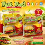 Set de comida con hamburguesa y papas fritas encastrables.
